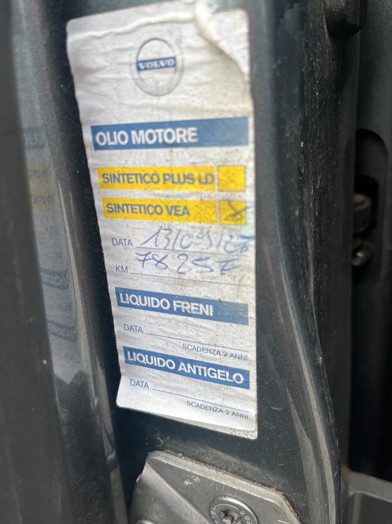 Volvo XC 60 D4 Geartronic MOMENTUM