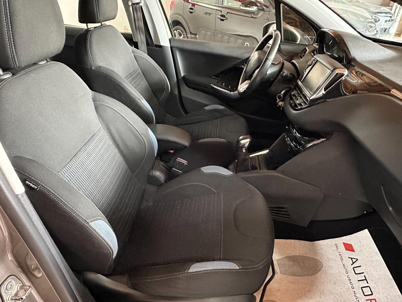 Peugeot 208 1.2 VTi 82 CV 5 porte Allure