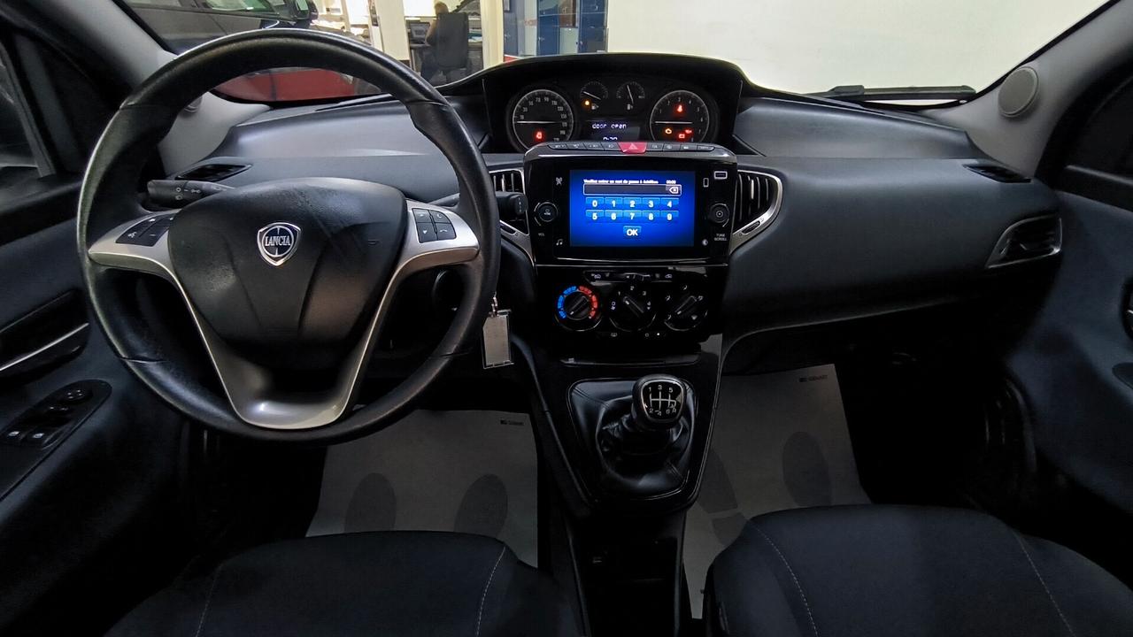 Lancia Ypsilon 1.0 FireFly 5 porte S&S Hybrid Ecochic Gold/2021- Km 27.000