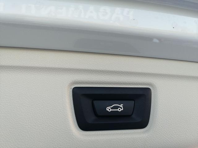 BMW 318 d 48V Touring Business Advantage