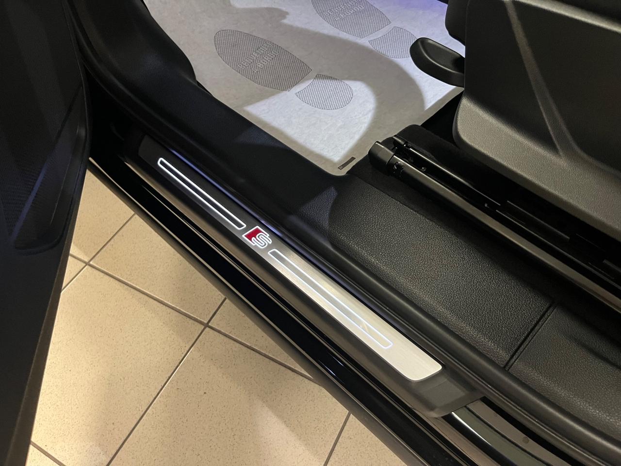 Audi Q3 SPB 35 TDI S-Line Identity Black 2024’