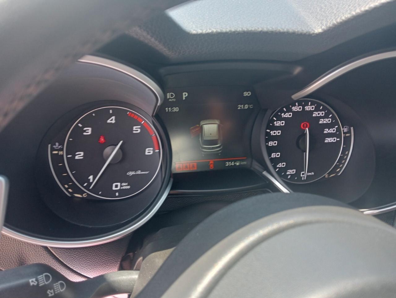 Alfa Romeo Stelvio 2.2 Turbodiesel 180 CV AT8 RWD Executive
