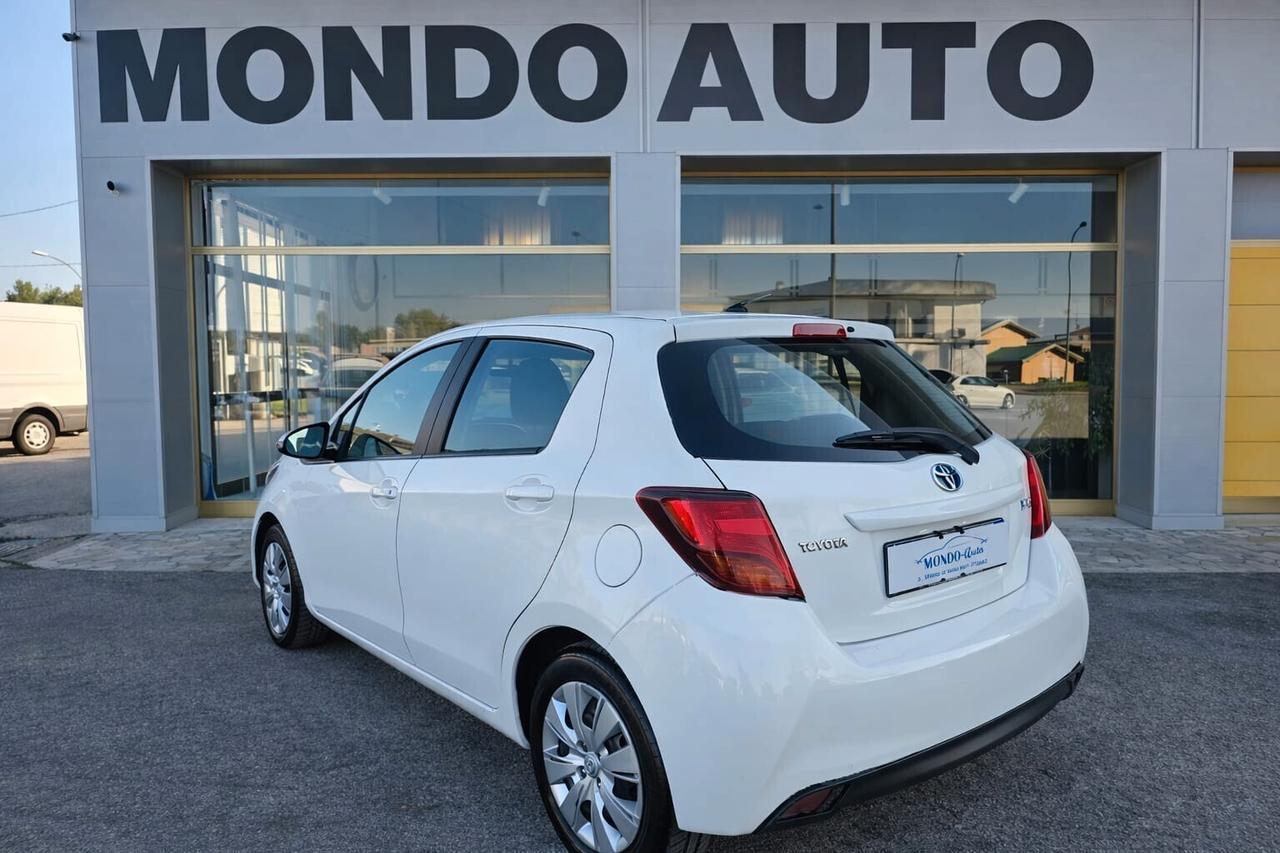 Toyota Yaris 1.5 Hybrid 5 porte ActiveN 2017