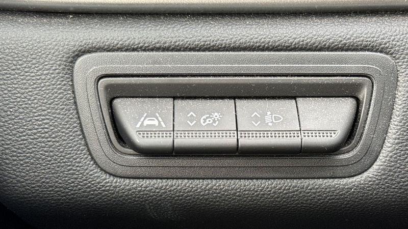 Renault Captur 1.6 E-Tech hybrid Techno Fast Track 145cv auto