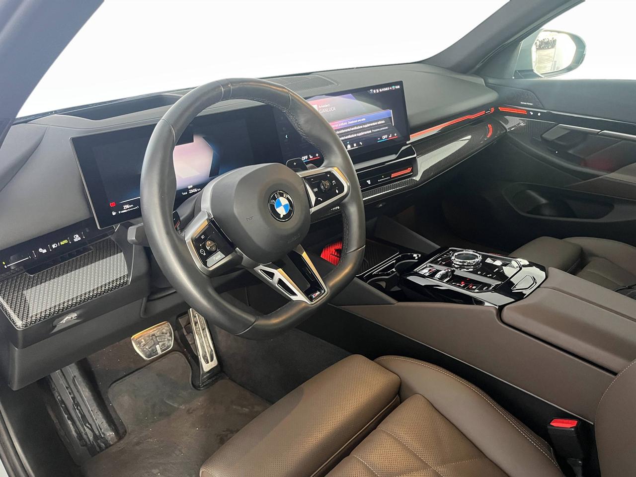 BMW Serie 5 G61 2024 Touring - 520d Touring 48V xdrive MSport Pro auto