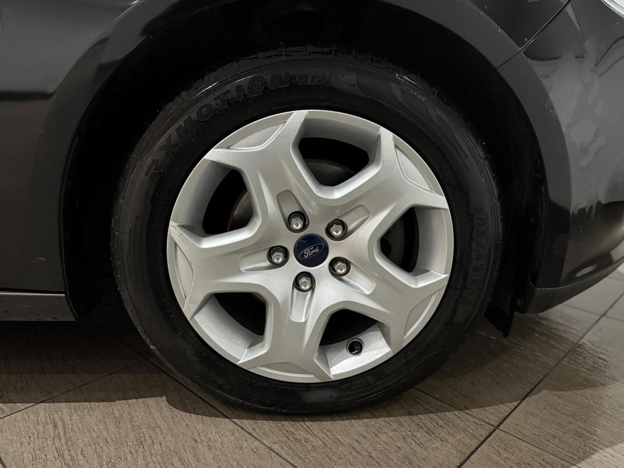 Ford Focus 1.6 TDCi Titanium (70kw/95cv)