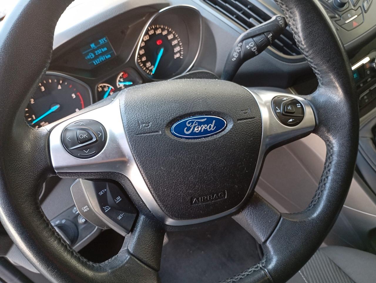 Ford Kuga - Buona neopatentati - 2015