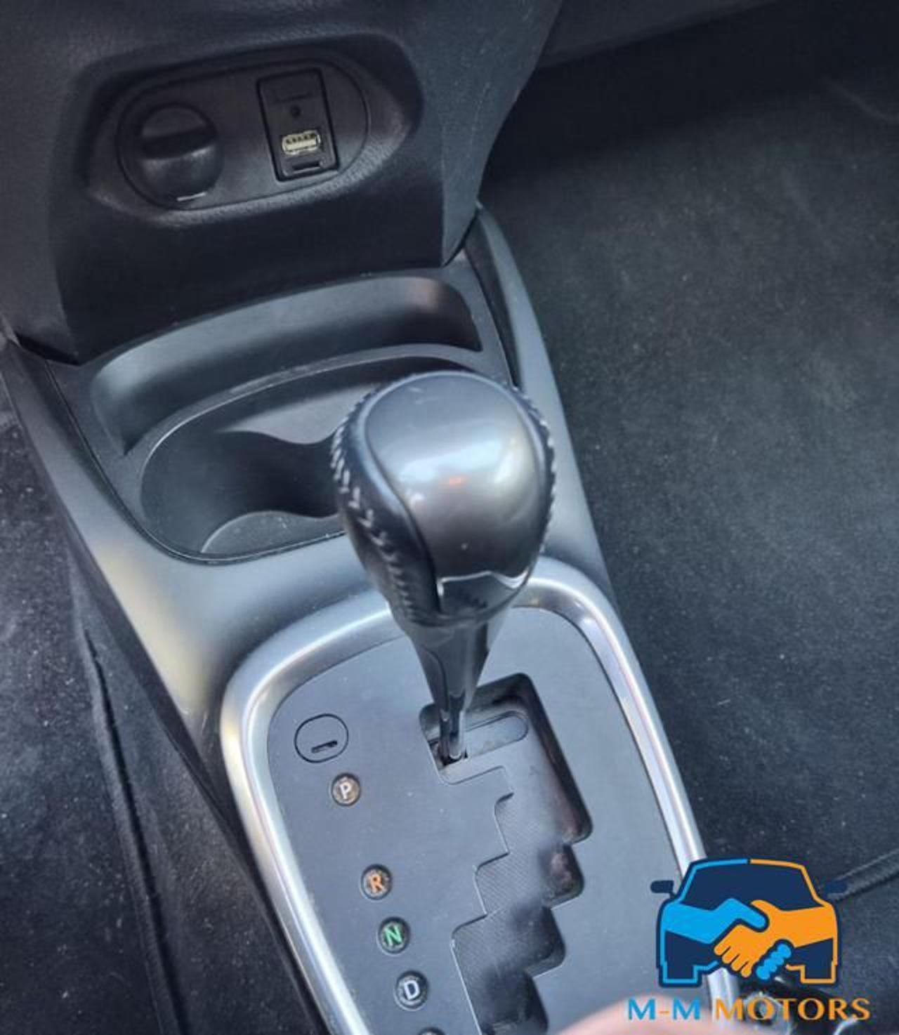 TOYOTA Yaris 1.5 Hybrid 5 porte Active- CAMBIO AUTOMATICO-