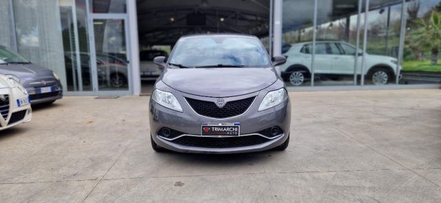 LANCIA Ypsilon 1.2 69 CV 5 porte Silver