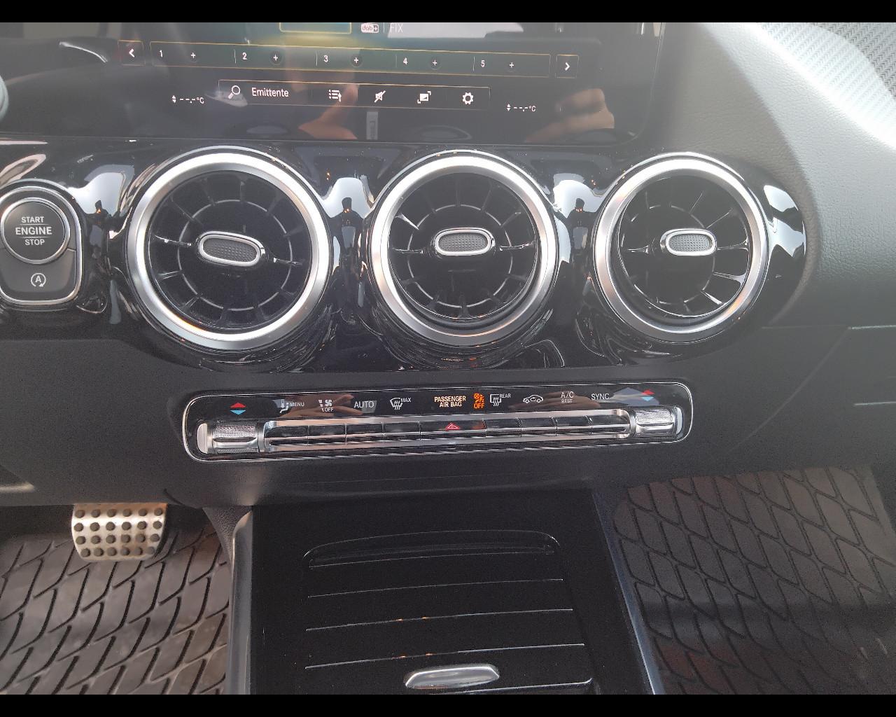 Mercedes-Benz GLA-H247 2020 - GLA 200 d Premium auto