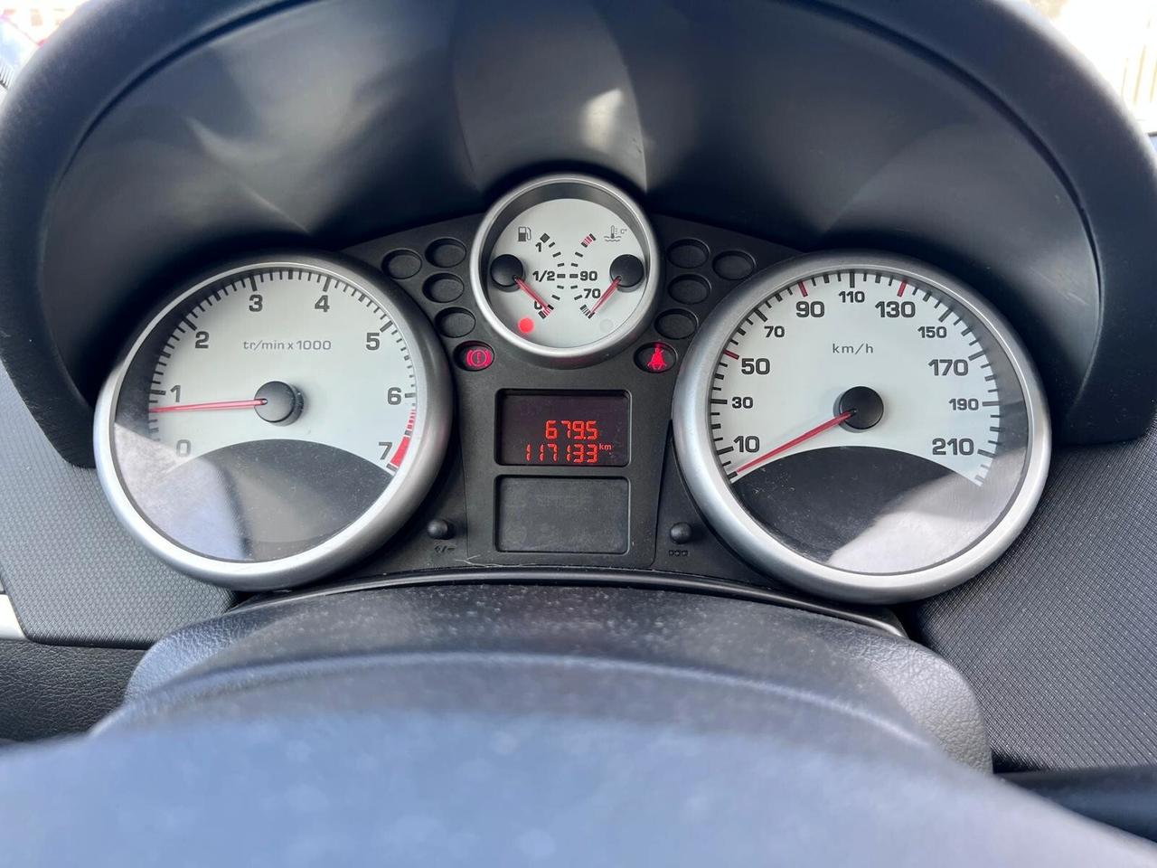 Peugeot 207 1.4 88CV 5p. XS