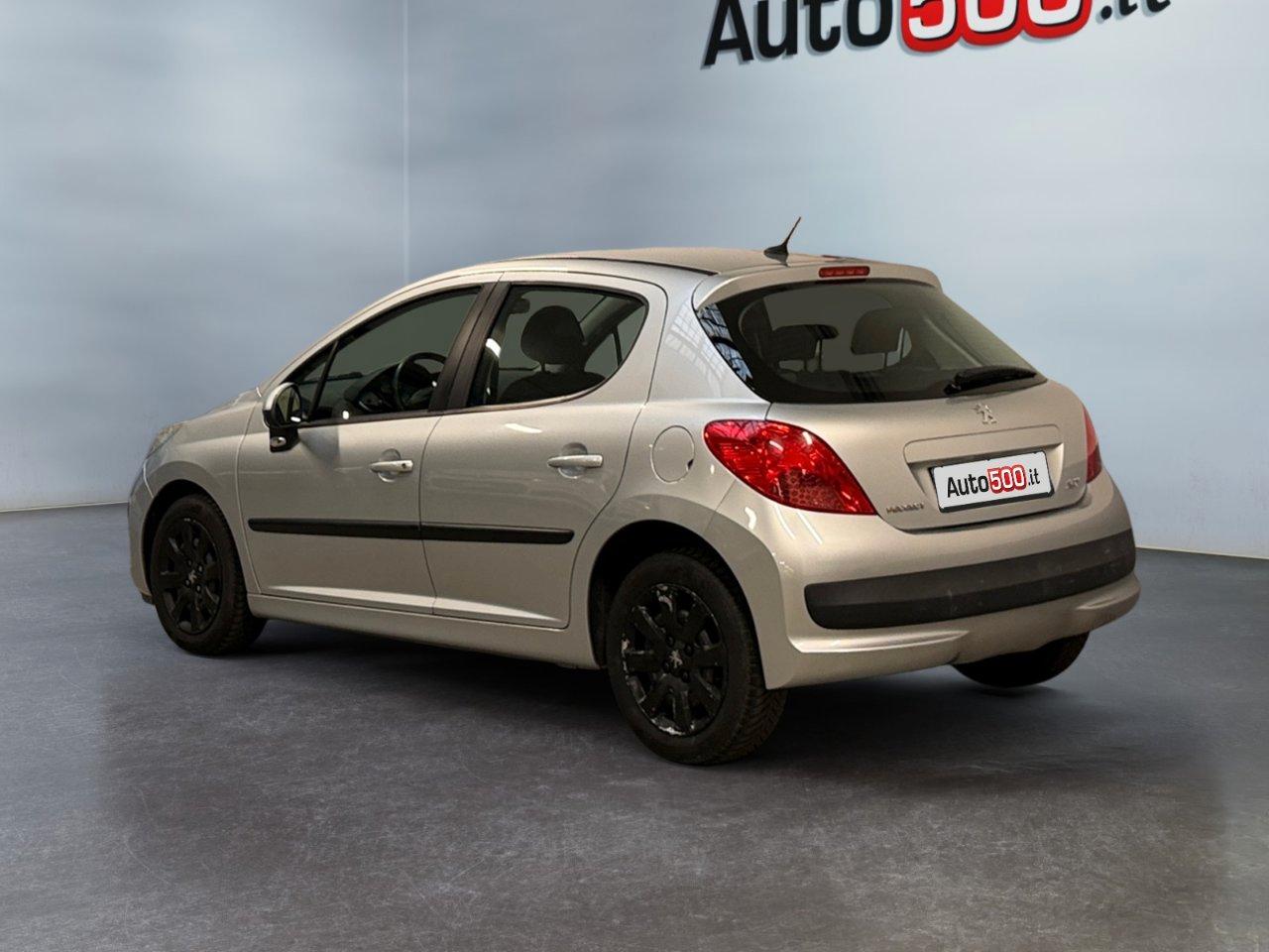 Peugeot 207 5 Porte 207 5p 1.4 8v One-Line c/esp
