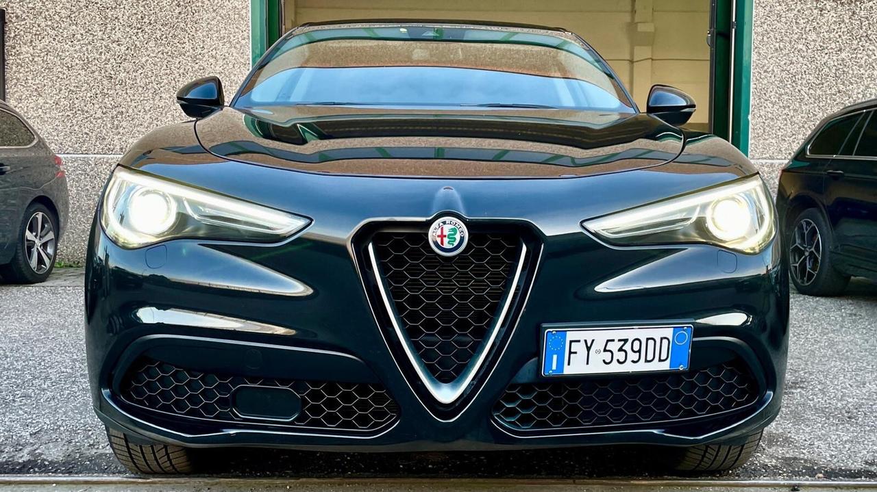 ALFA ROMEO STELVIO 2.2 TURBODIESEL AT8 Q4 190CV – LED, PORTELLONE ELETTRICO, CRUISE CONTROL