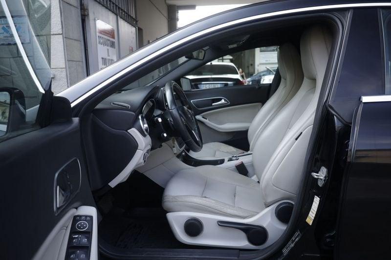 Mercedes-Benz CLA Mercedes-Benz CLA 220 CDI Automatic Executive ANNO 2013