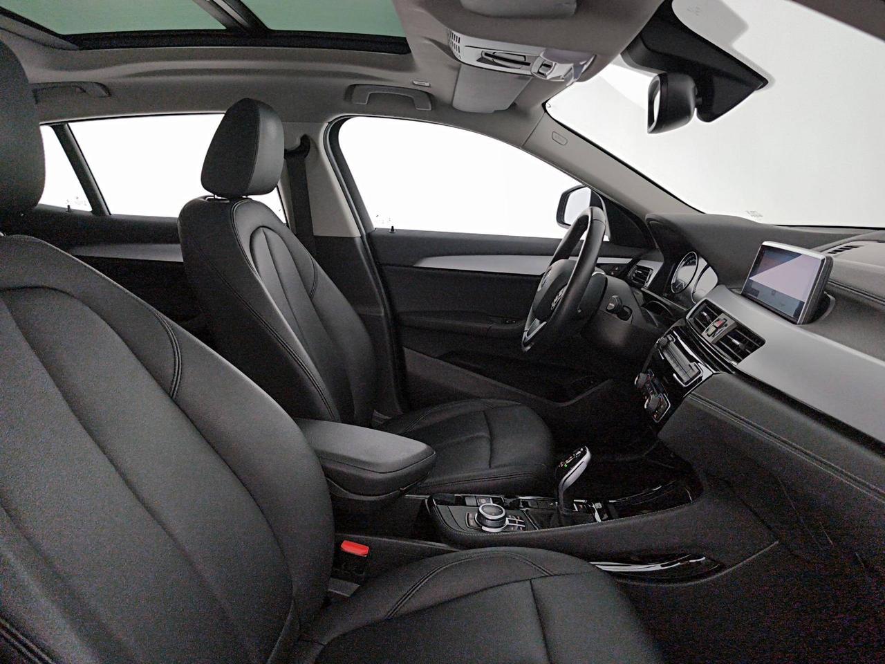 BMW X2 sDrive18i Advantage 136cv