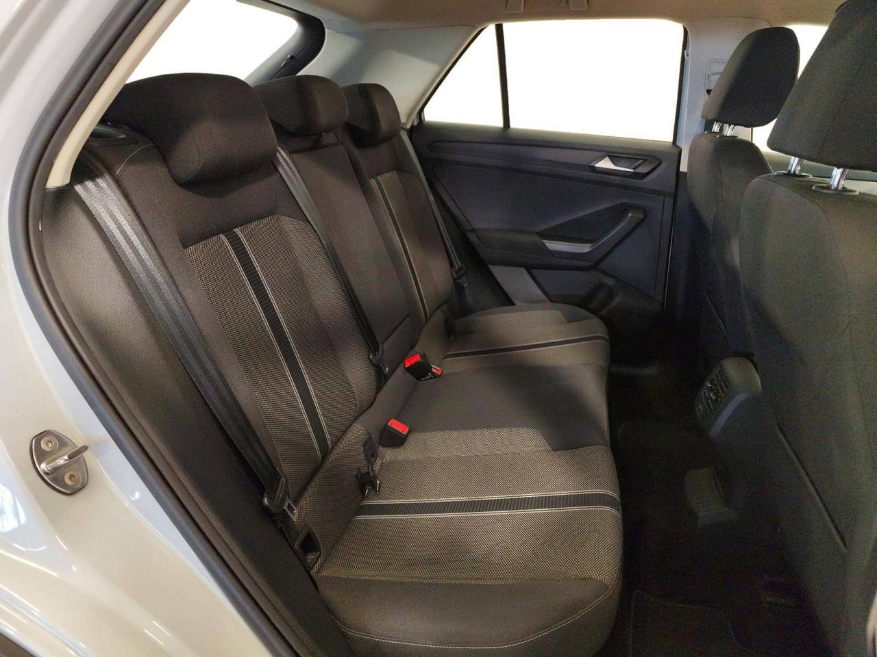 Volkswagen T-Roc 1.0 tsi Advanced