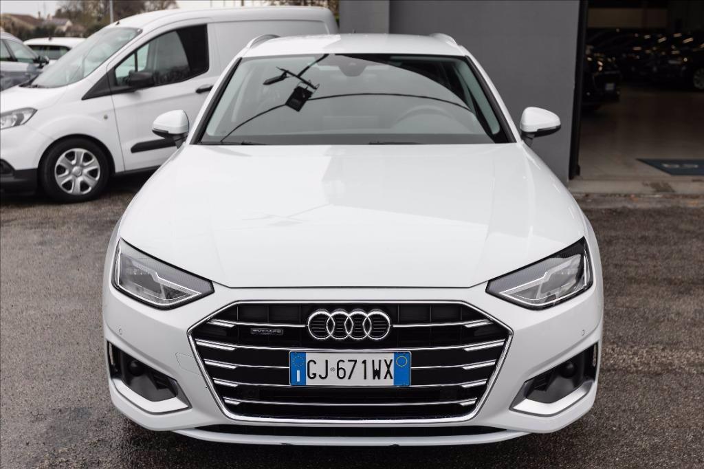AUDI A4 Avant 40 2.0 tdi mhev Business Advanced quattro 204cv s-tronic del 2022