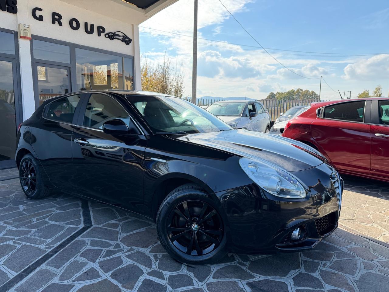 Alfa Romeo Giulietta 1.4 Turbo okenopatentati Total Black