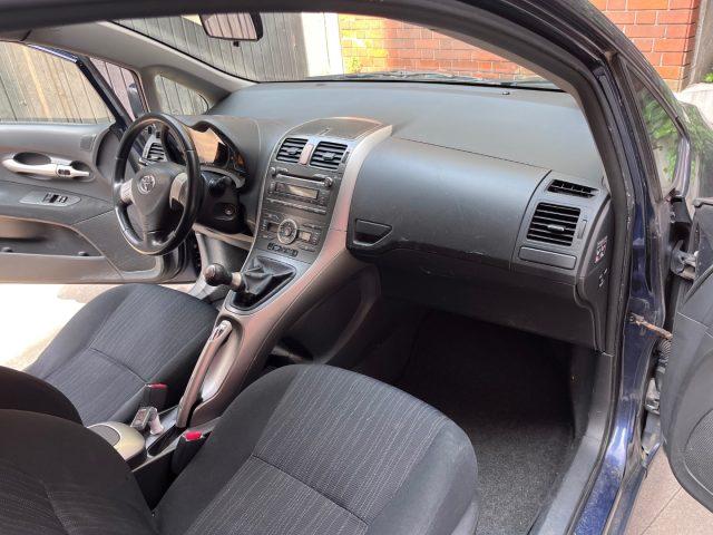 TOYOTA Auris 1.4 D-4D 3 porte Sol