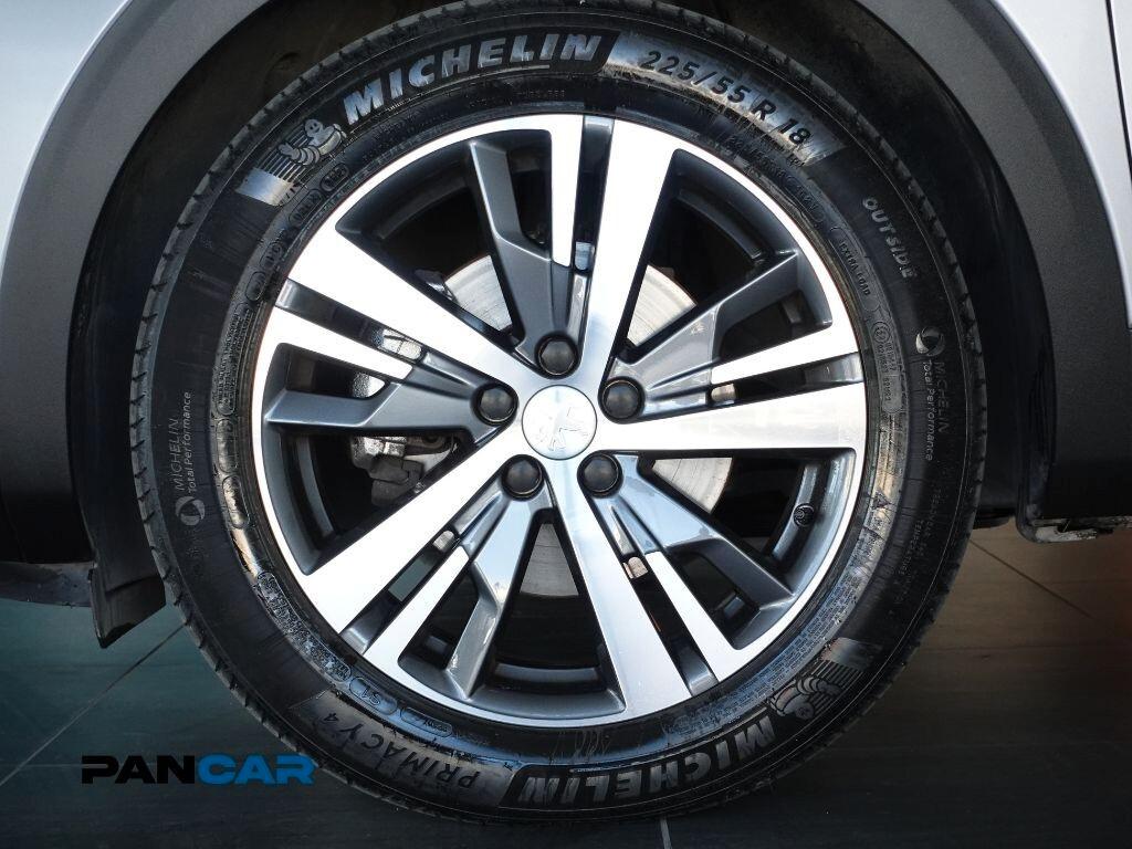 Peugeot 3008 BlueHDi 130 S&S EAT8 Allure