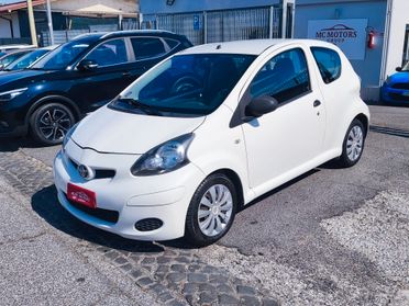 Toyota Aygo 1.0 12V VVT-i 3 porte Now Connect