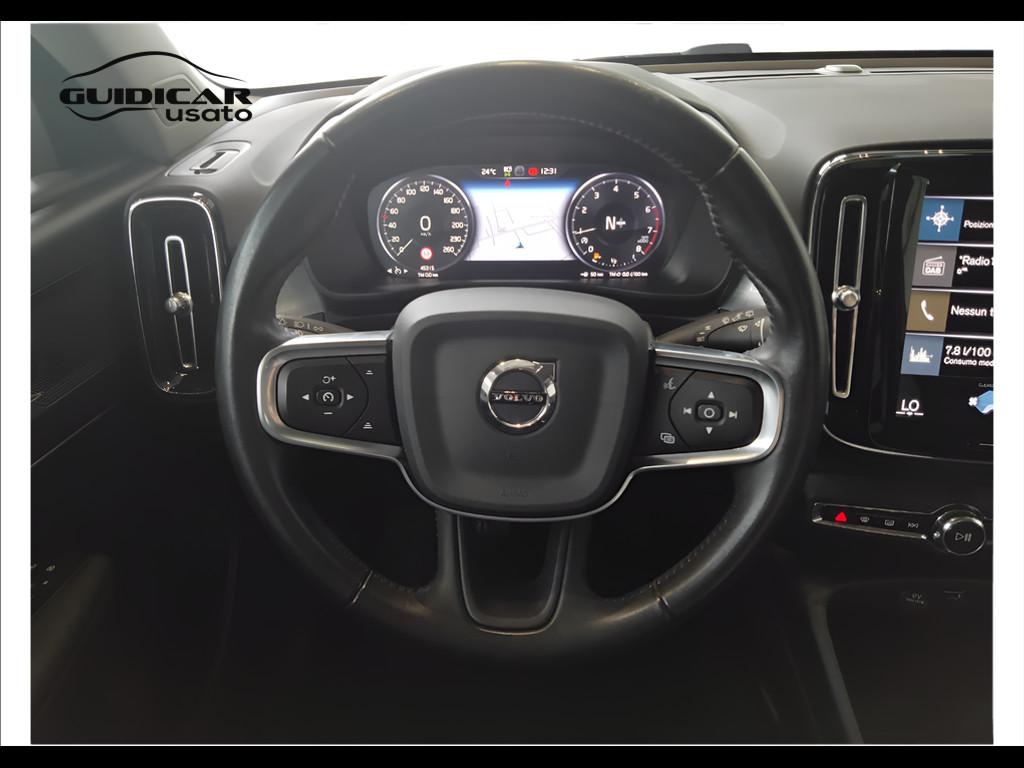 VOLVO XC40 - XC40 1.5 t2 Momentum Pro my21