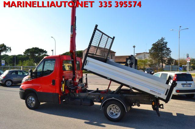 IVECO Daily 35C13 2.3 RIBALTABILE CON GRU HC38 A 3 SFILI