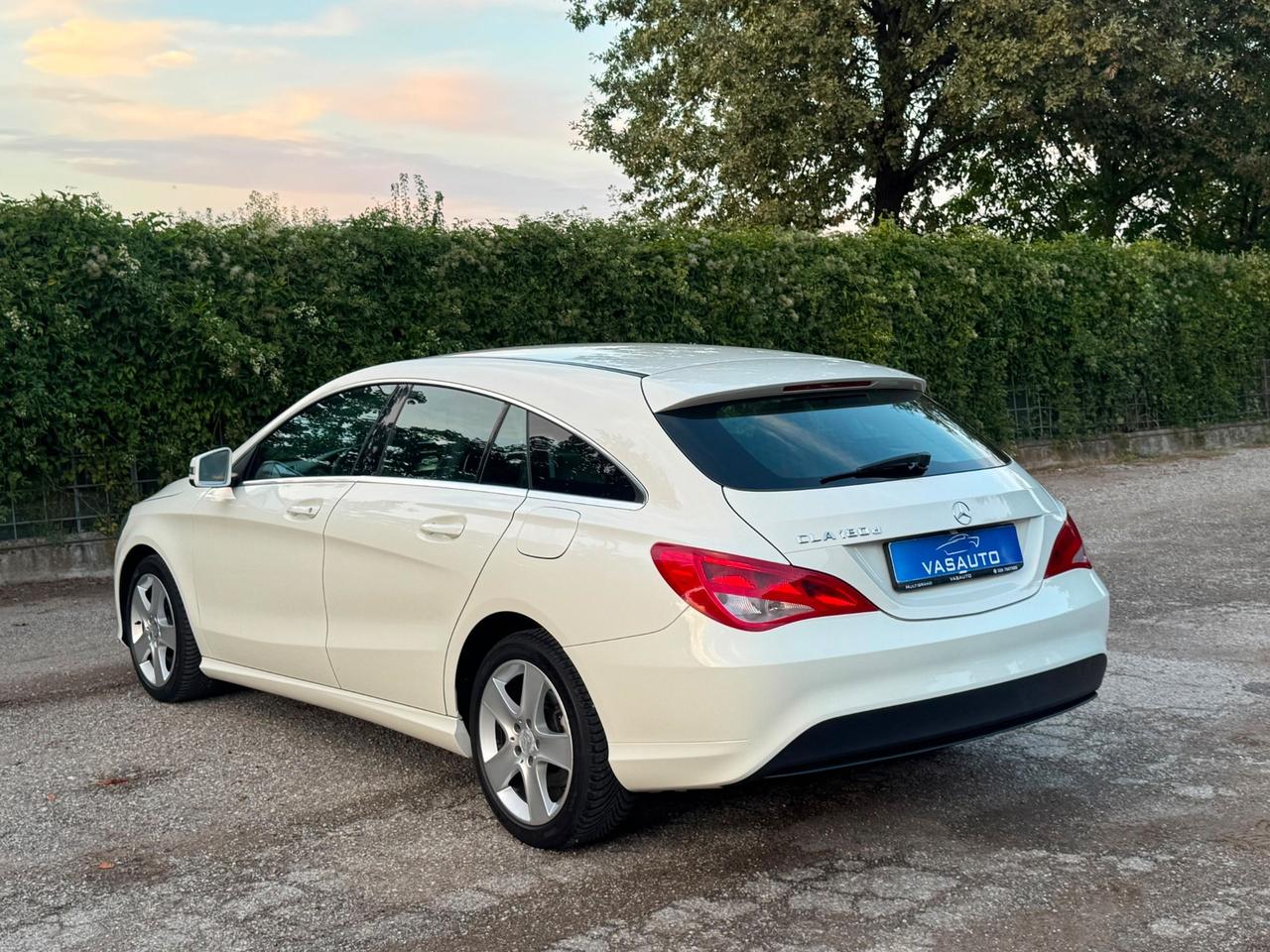 Mercedes-benz CLA 180 d S.W. Executive