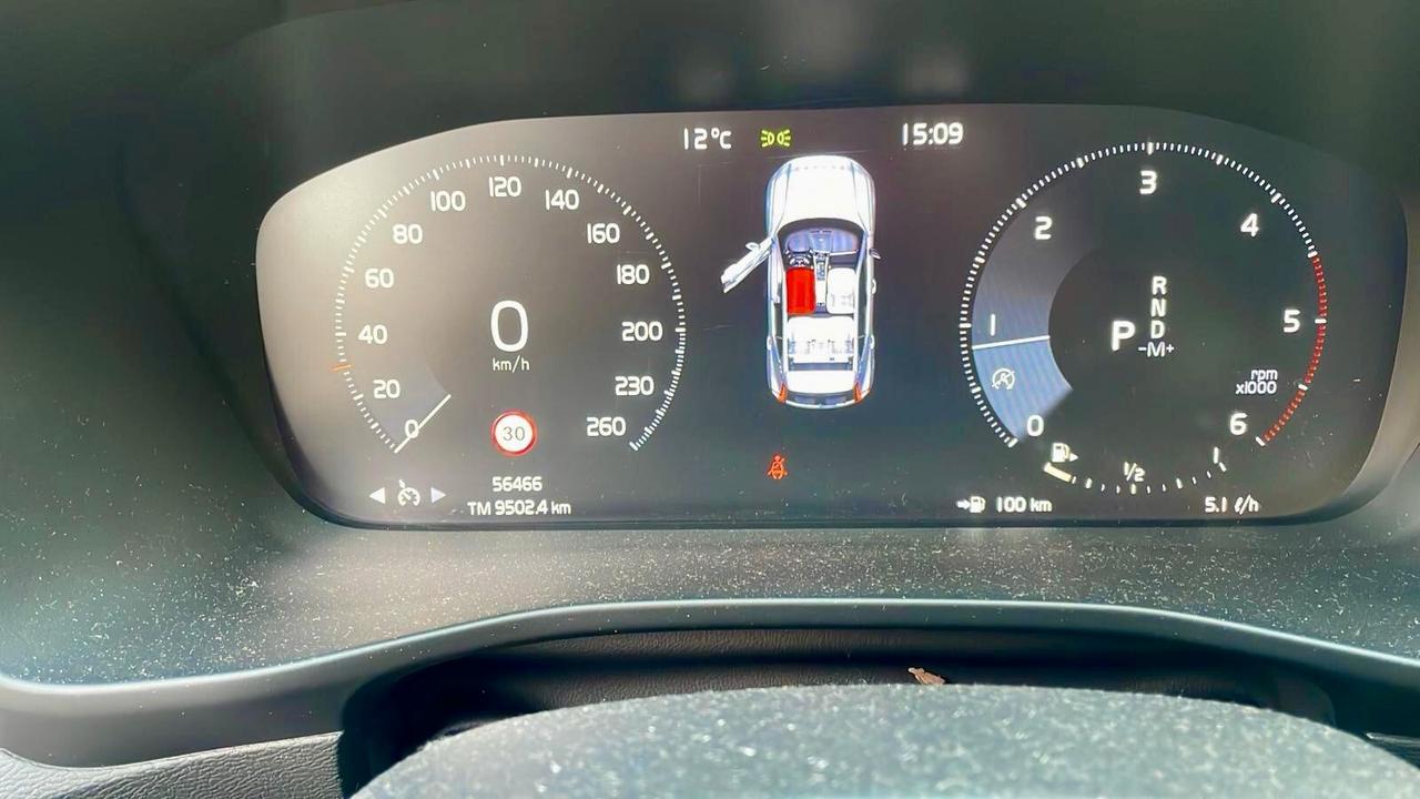 Volvo XC40 D3 AWD Geartronic Business Plus