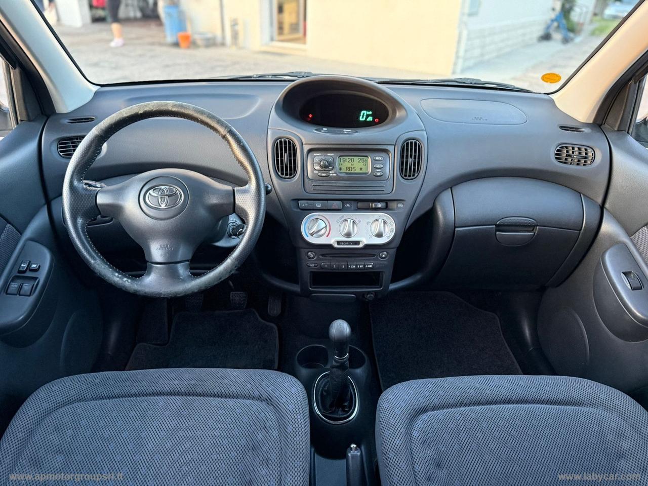 TOYOTA Verso 1.3 I 16V CAT SOL