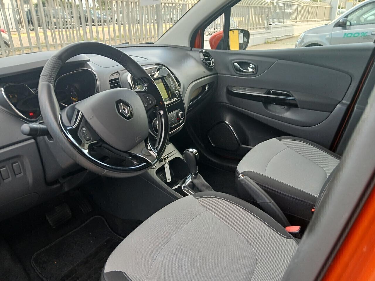 RENAULT Captur Energy R-Link 1.200 TCE 120cv Autom.