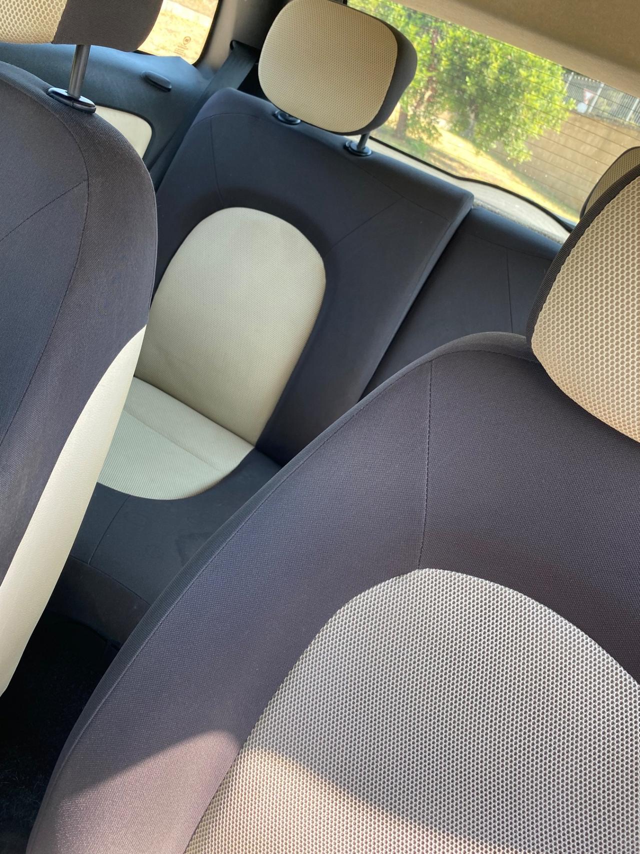Lancia Ypsilon 1.3 MJT 70cv Automatico