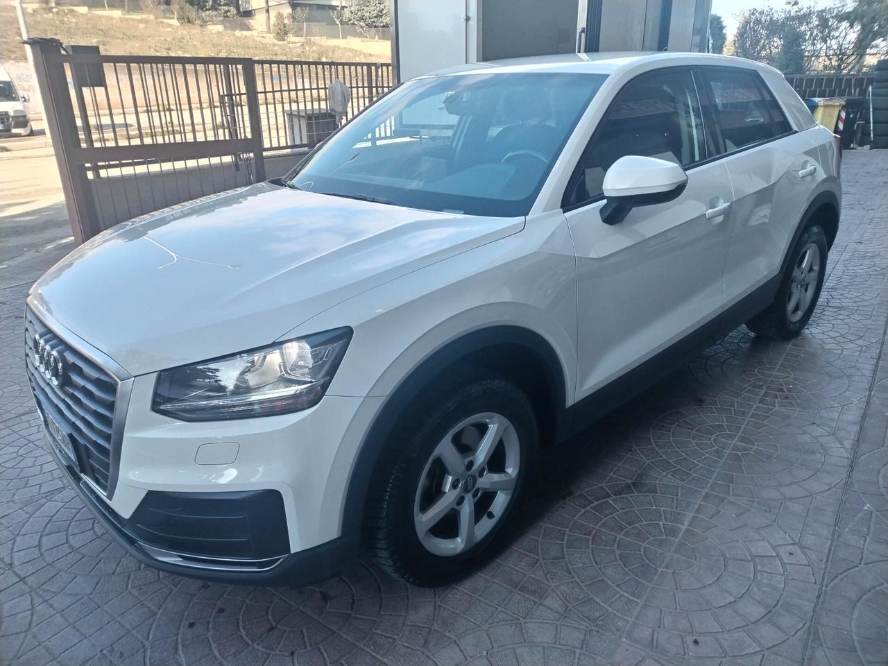 Audi Q2 1.6 TDI Sport 2019 cambio manuale