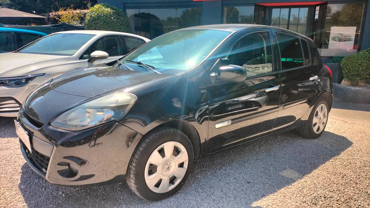Renault Clio 1.2 16V 5 porte SOLO 90000KM
