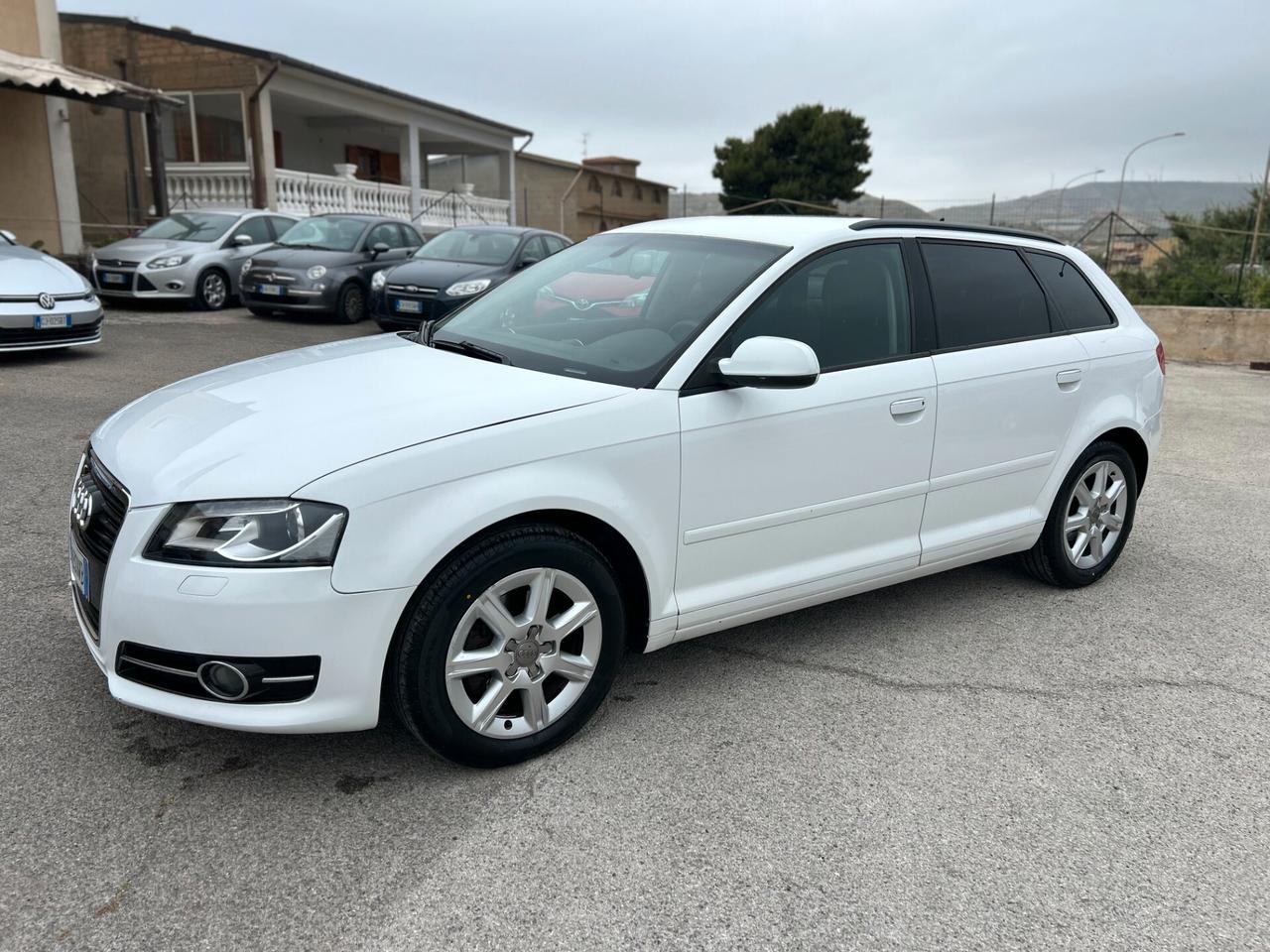 Audi A3 SPB 2.0 TDI 140cv S tronic Attraction