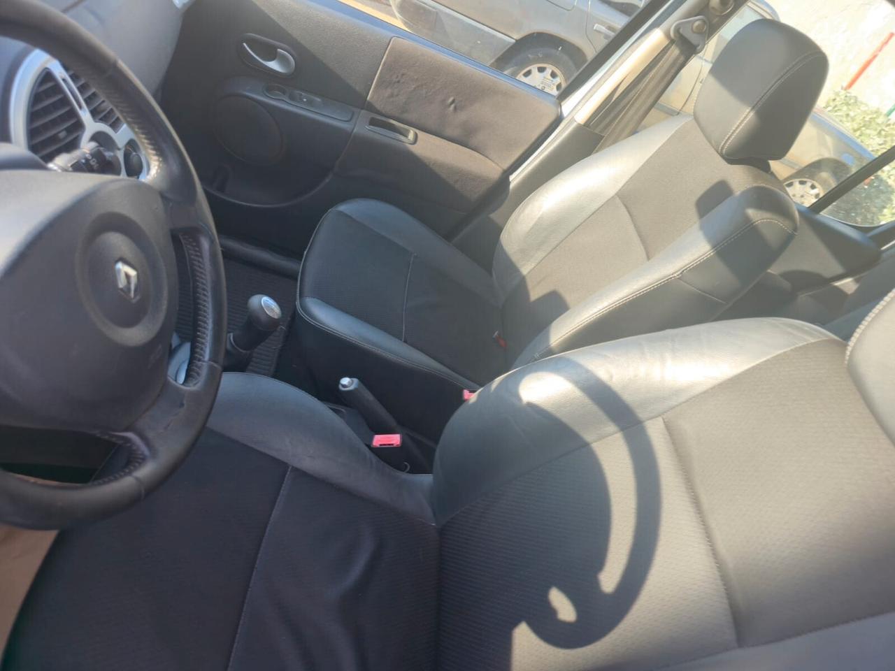 Renault Modus 1.5 dCi 85CV Dynamique