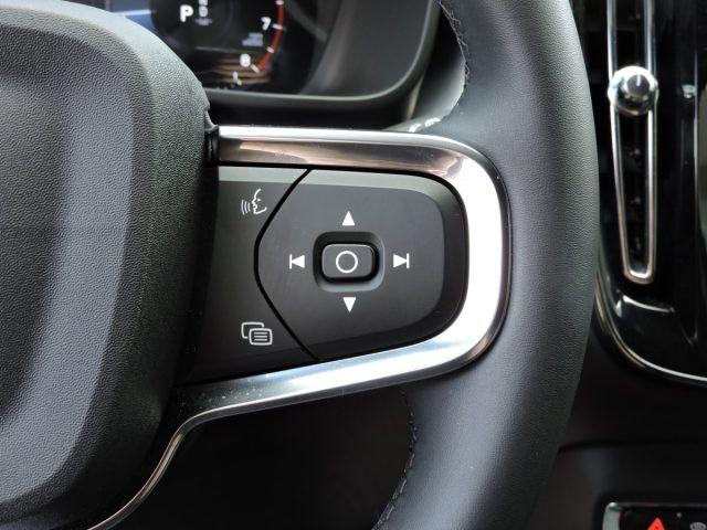 VOLVO XC40 T2 CORE AUTOMATICA AZIENDALE
