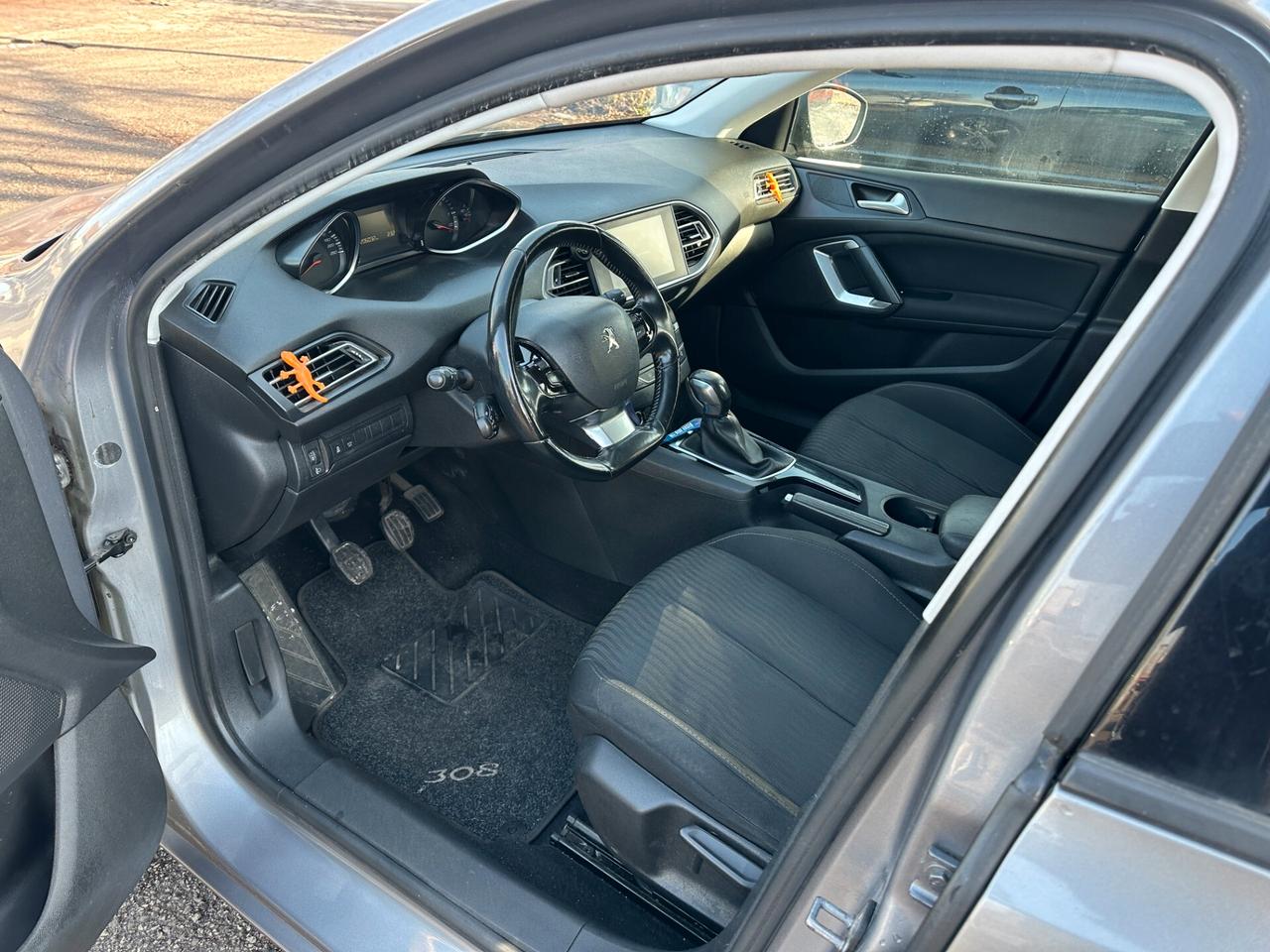 Peugeot 308 BlueHDi 100 S&S SW Business