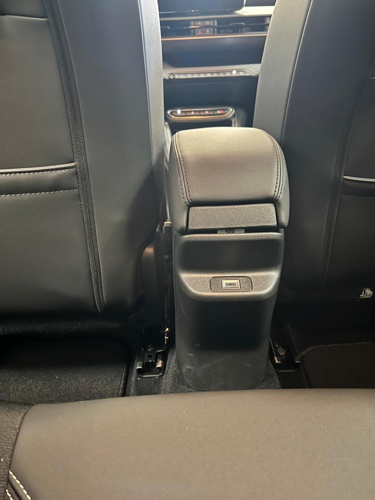 Jeep Avenger 1.2 Turbo 100 CV Summit