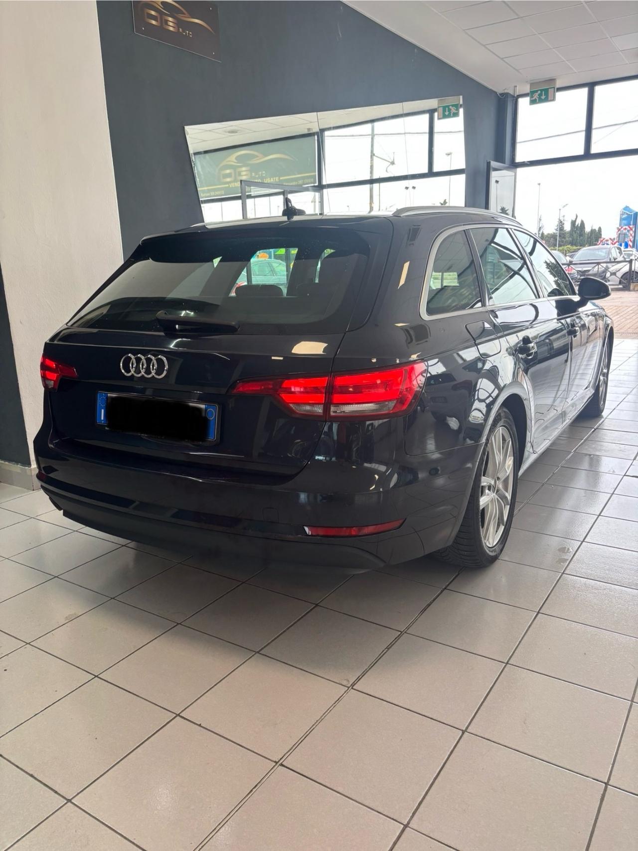 Audi A4 2.0 TDI 150 CV S tronic Business