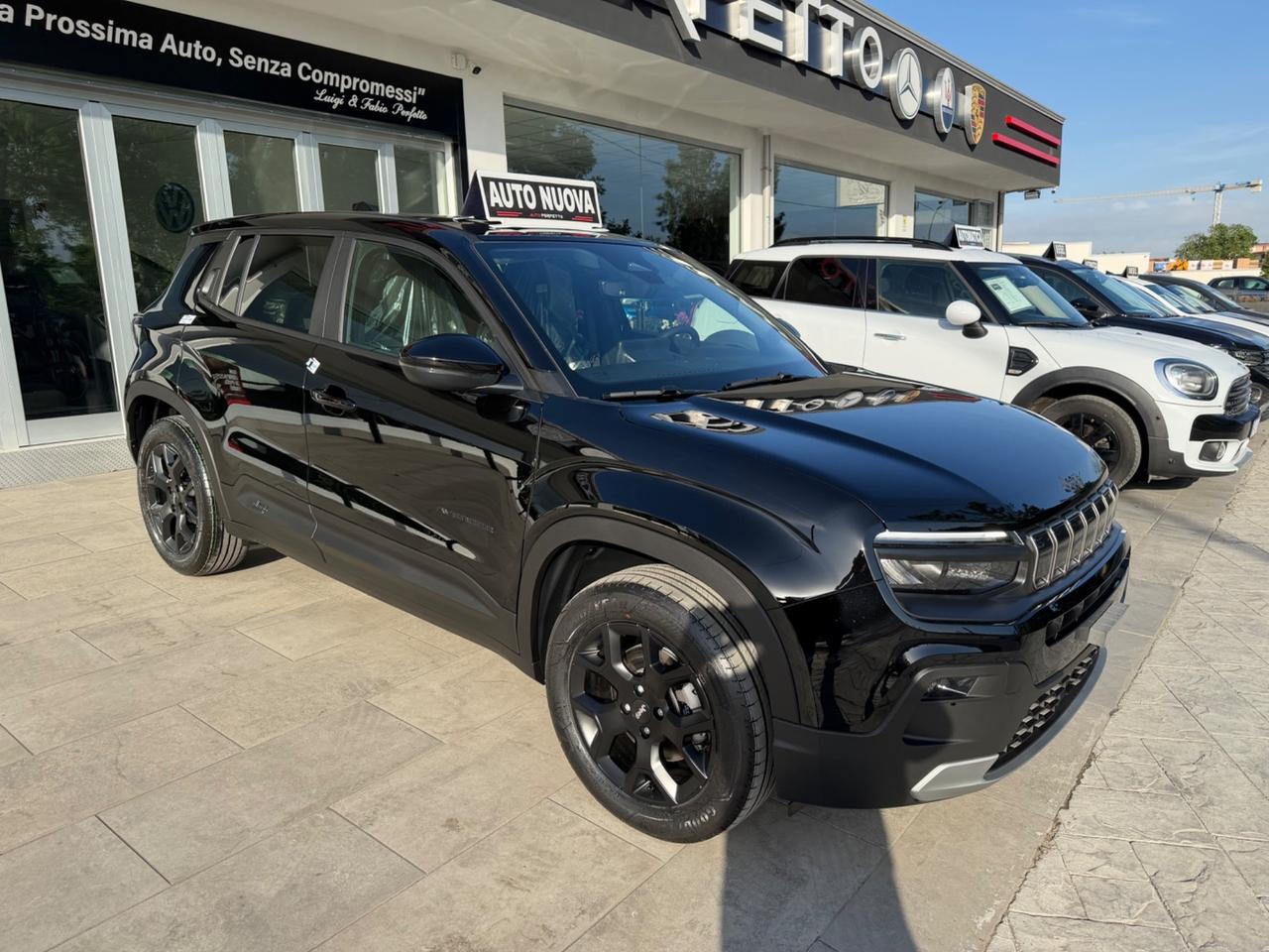 Jeep Avenger 1.2 Turbo 110 CV MHEV Longitude BLACK Edition