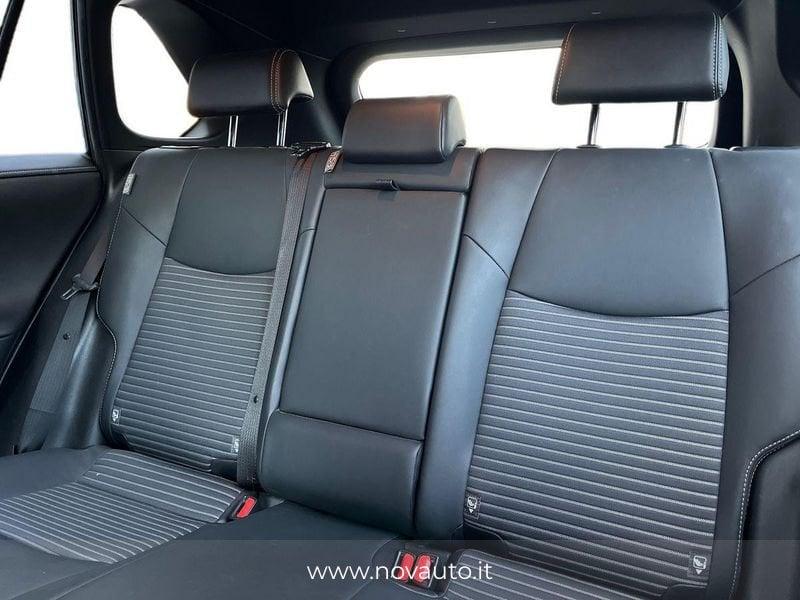 Toyota RAV4 2.5 HV 222v E-CVT Black Edition 4WD