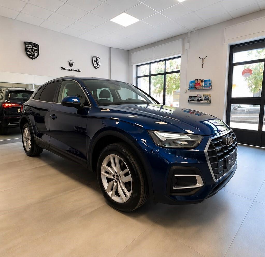 ***Audi Q5 40 TDI 204 CV 4 S -TRONIC 2022 ****