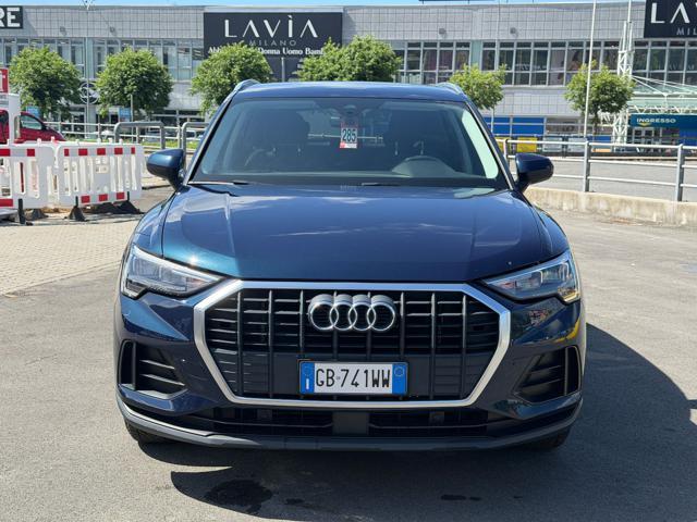 AUDI Q3 35 TDI quattro S tronic Business