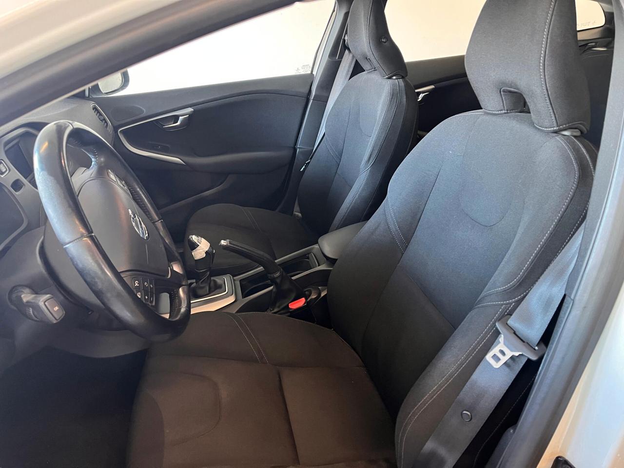 Volvo V40 D2 1.6 Momentum