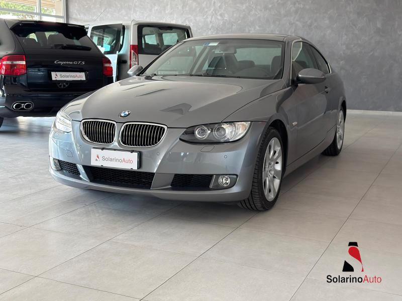 BMW 330 xi Coupe Attiva