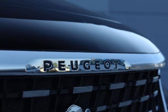 PEUGEOT 5008 PureTech 7 POSTI 130 S&S EAT8 GT Line