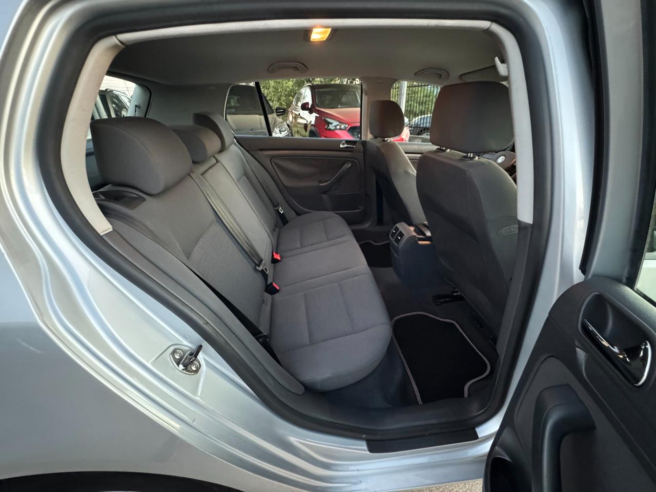 Volkswagen Golf 1.9 TDI 5p. Comfortline