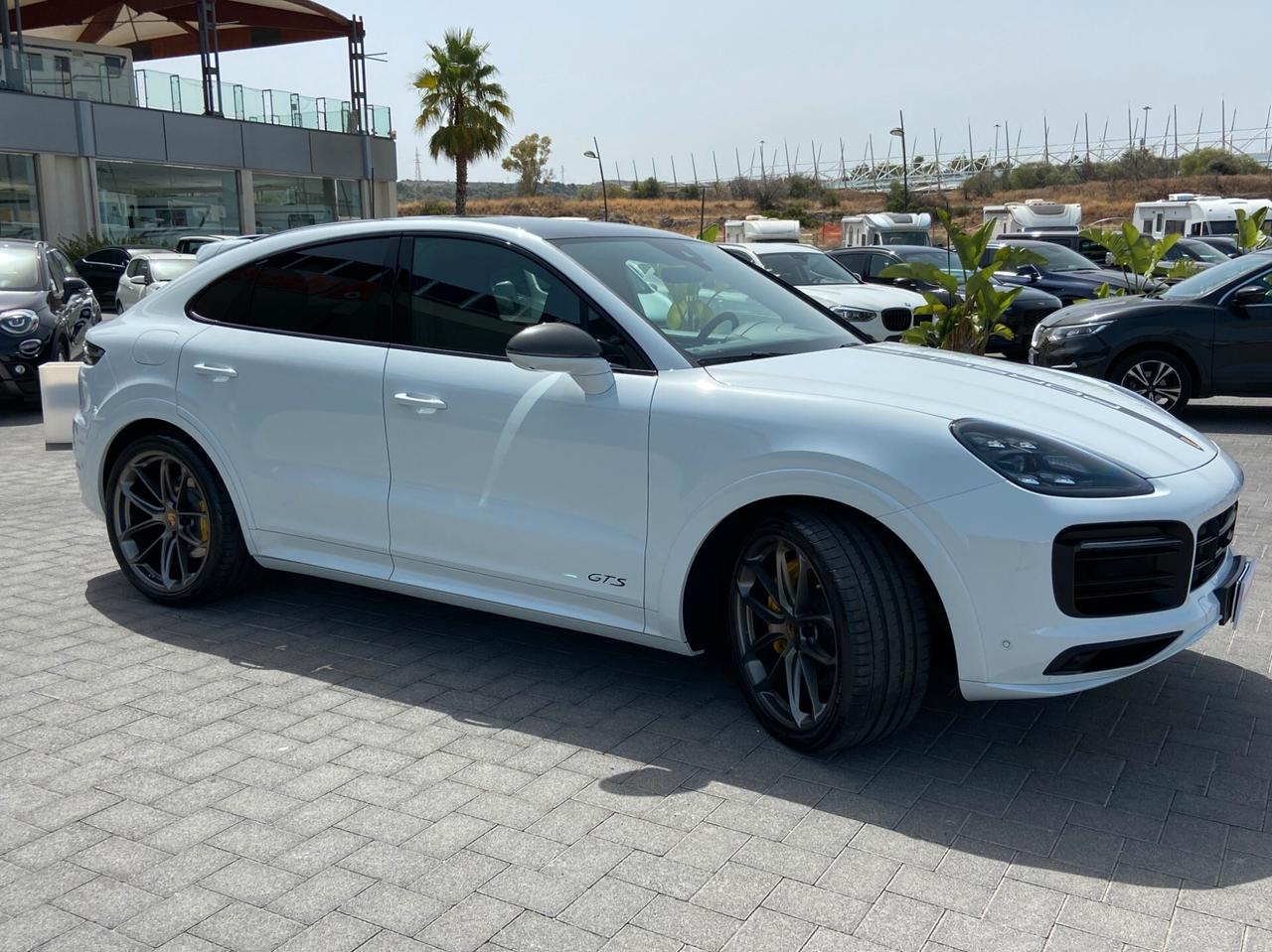 Porsche Cayenne Coupe 4.0 GTS tiptronic