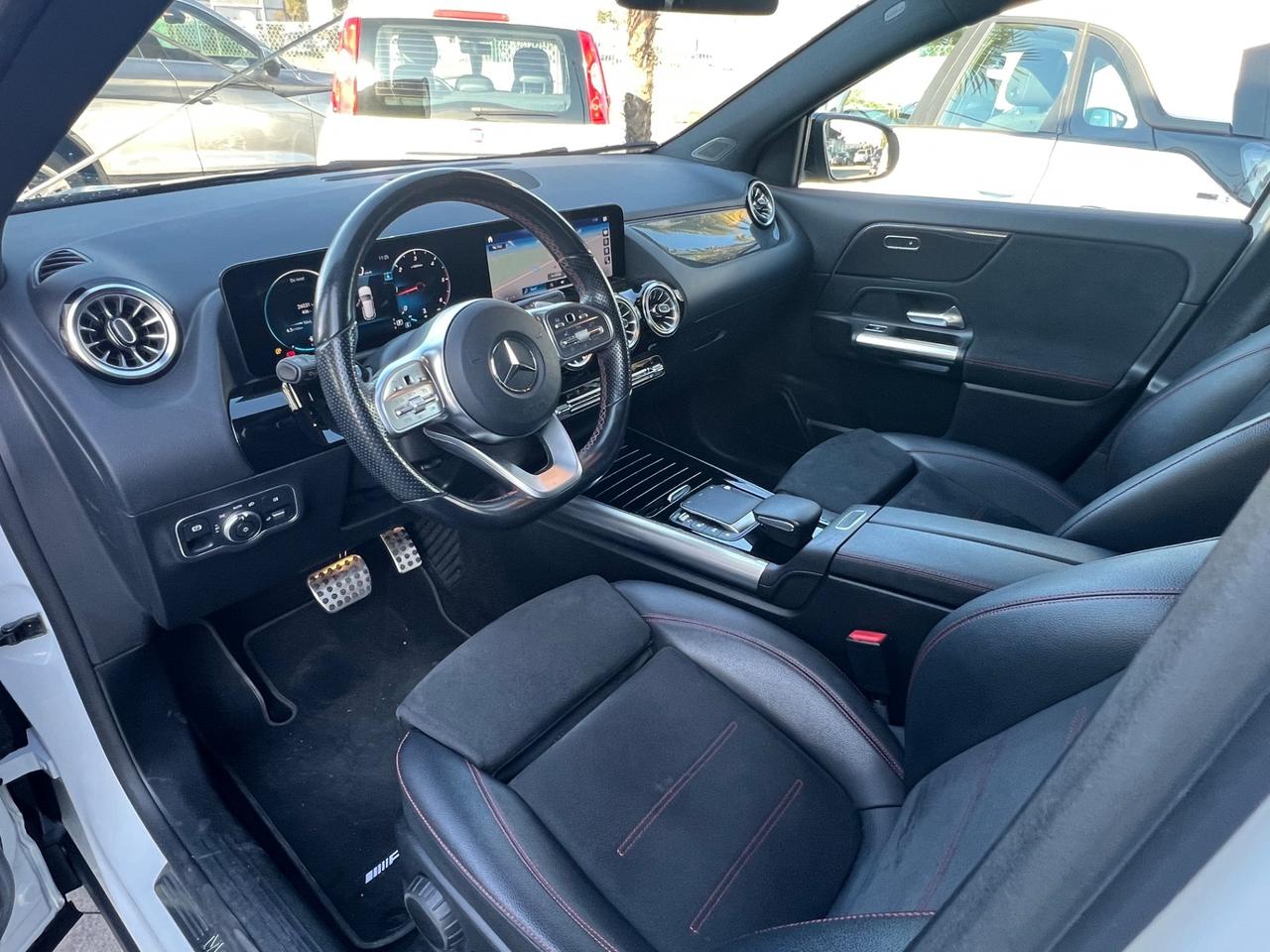 Mercedes-benz GLA 180 d Premium FINANZIABILE